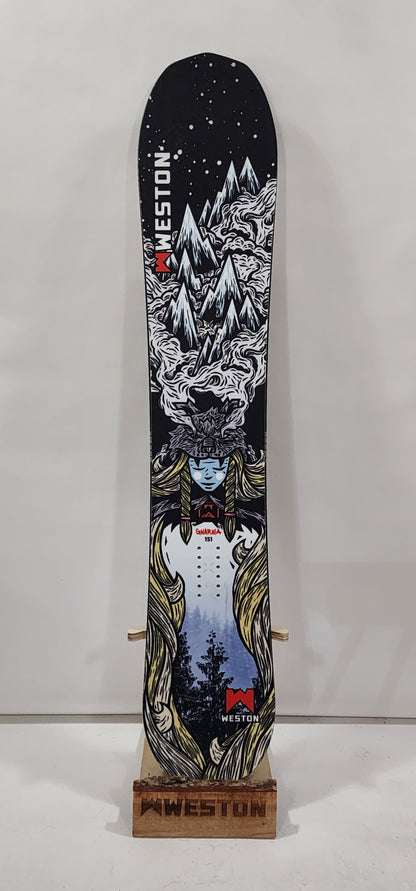 #404 Gnarnia Snowboard Demo 151 Great Condition