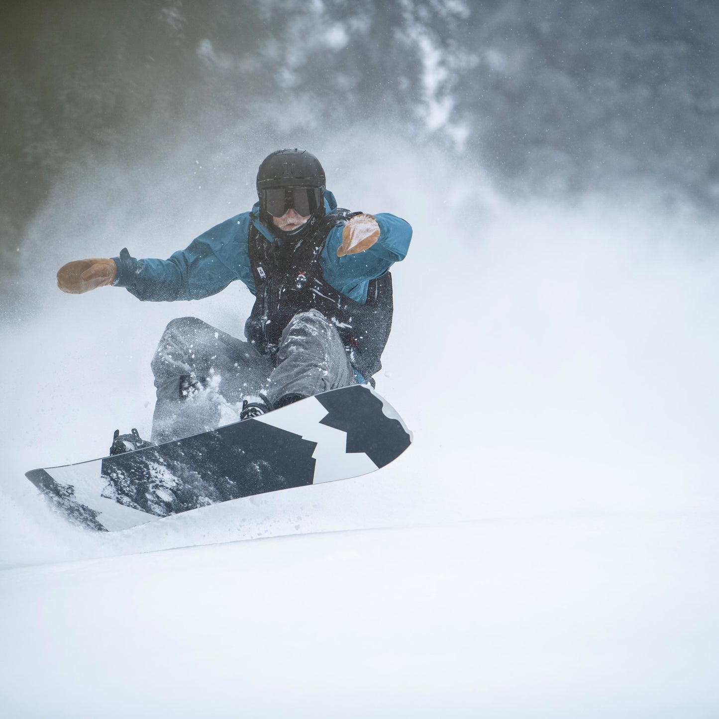 Hatchet Snowboard