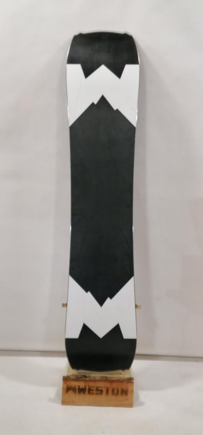 #272 Hatchet Snowboard Demo 152 Great Condition