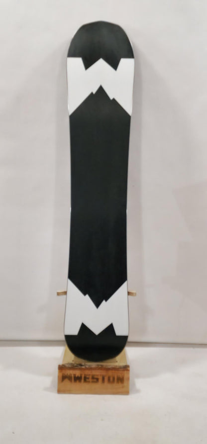 #279 Grnarnia Snowboard Demo 147 Great Condition