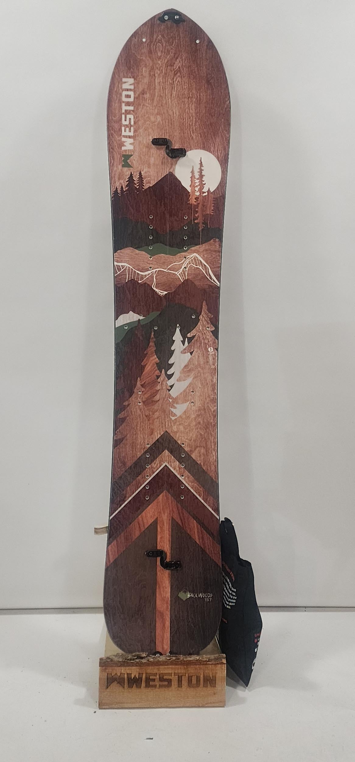 #290 25/26 Backwoods Splitboard 157 w/Skin #3 Demo Good Condition
