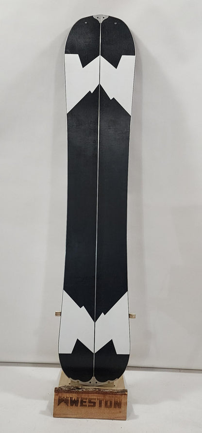 #293 25/26 Gnarnia Splitboard 162 Demo Great Condition