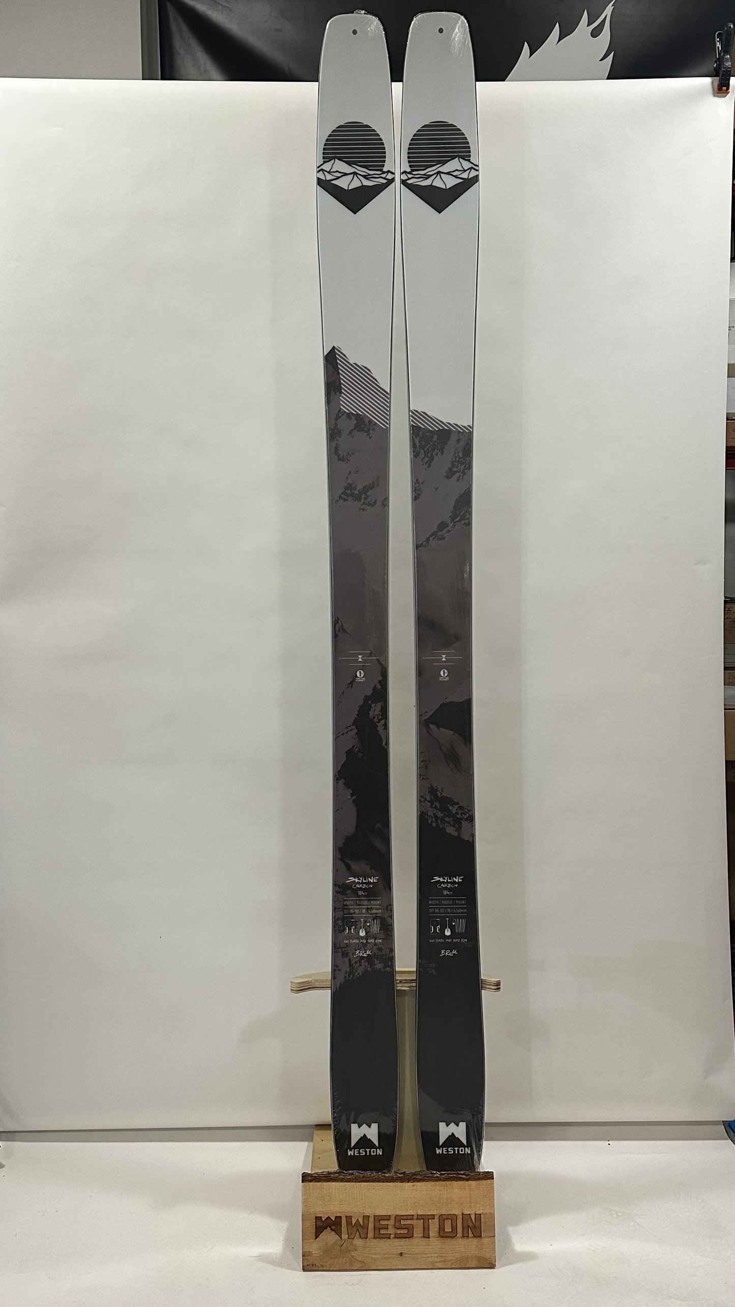 #327 - Skyline Carbon Skis - Unreleased Color 184 - New Condition