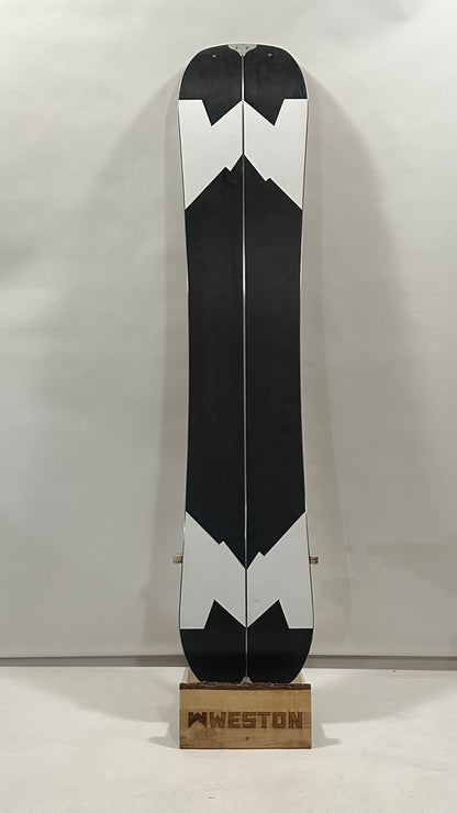 #330 - Range Splitboard with Skins 158W - Excellent Condition